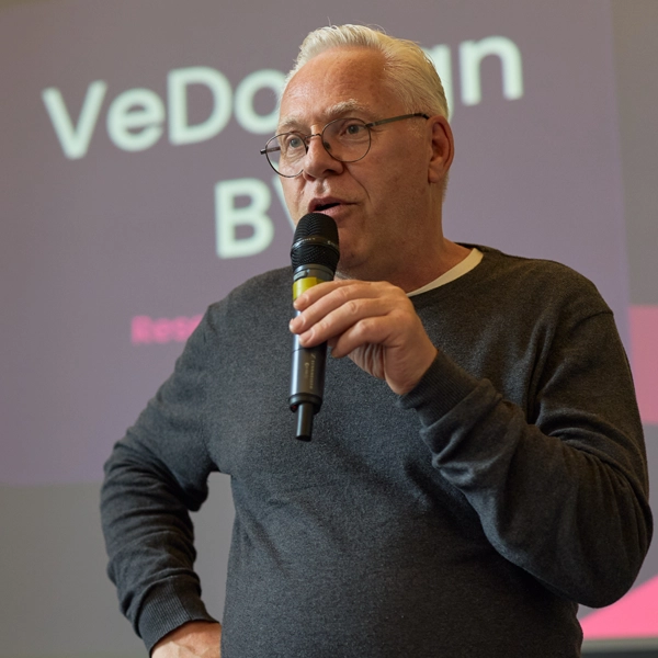 John Van Dormolen | VoCoVo Reseller Of The Year Award For VeDoSign