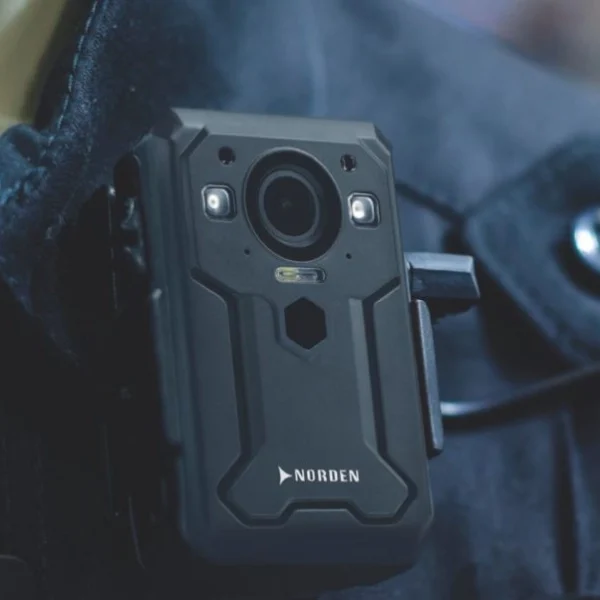 Norden Pro 4G & Wi Fi Body Worn Camera 10m Infrared Sensor, 32GB Memory Ideaal Voor Beveiliging En Assistentie