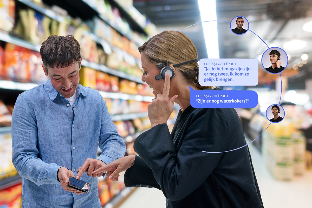 VoCoVo Draadloze Communicatie Medwerker In Contact Met Team Helpt Klant