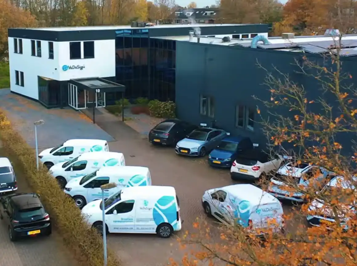 Werken Bij VeDoSign Baarn Bedrijfspand En Wagenpark Eigen Parkeerplaats